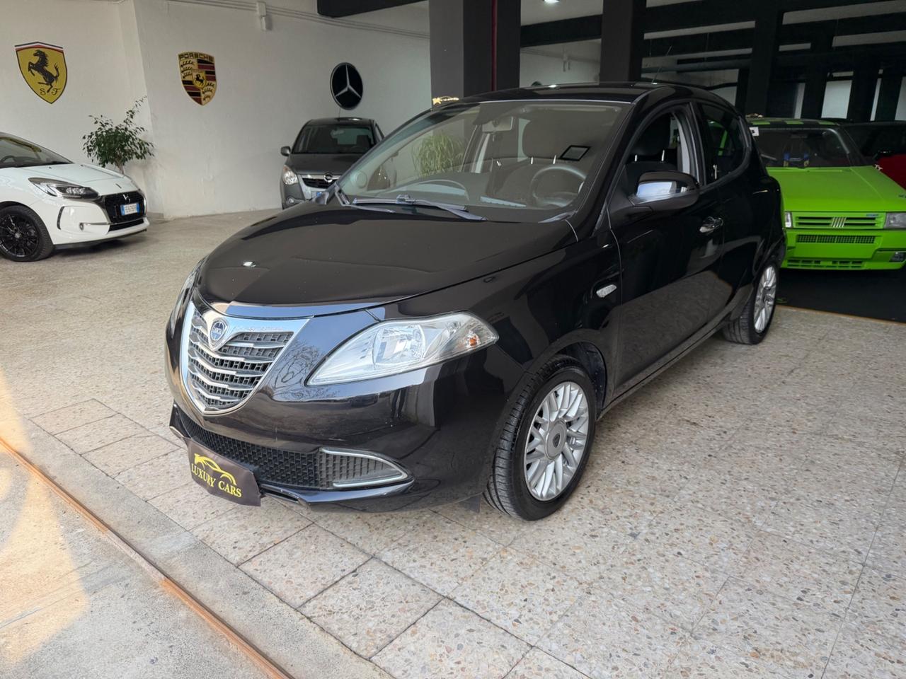 Lancia Ypsilon 1.2 69 CV 5 porte 2015