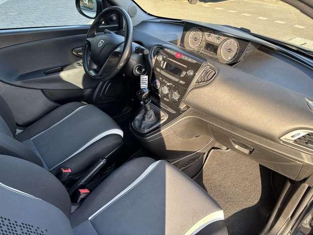 Lancia Ypsilon Ypsilon 1.2 69 CV 5 porte GPL Ecochic Elefantino