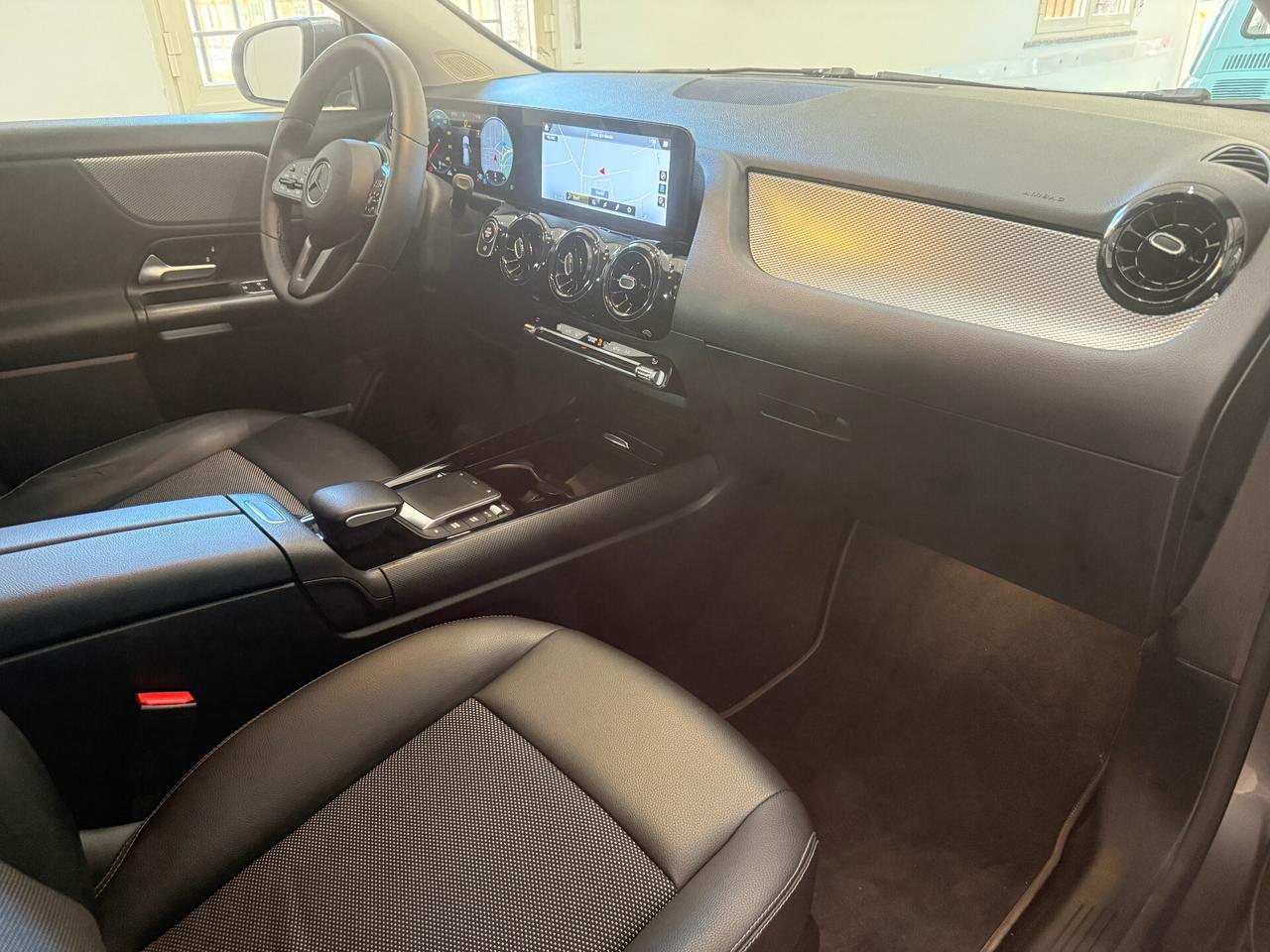 Mercedes-benz GLA 200d Automatic Business Extra