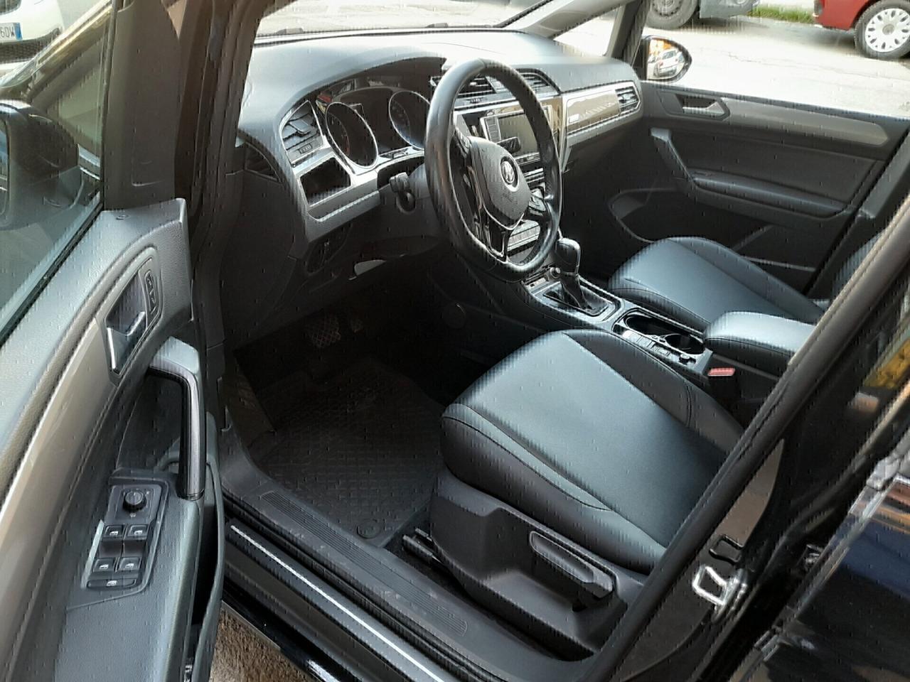 Volkswagen Touran 7 POSTI 2.0 115cv AUTOMATICO