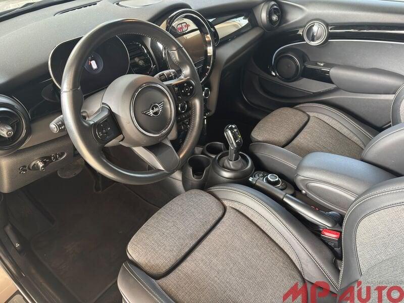 MINI Mini 5 porte Mini 5p 1.5 Cooper Essential auto