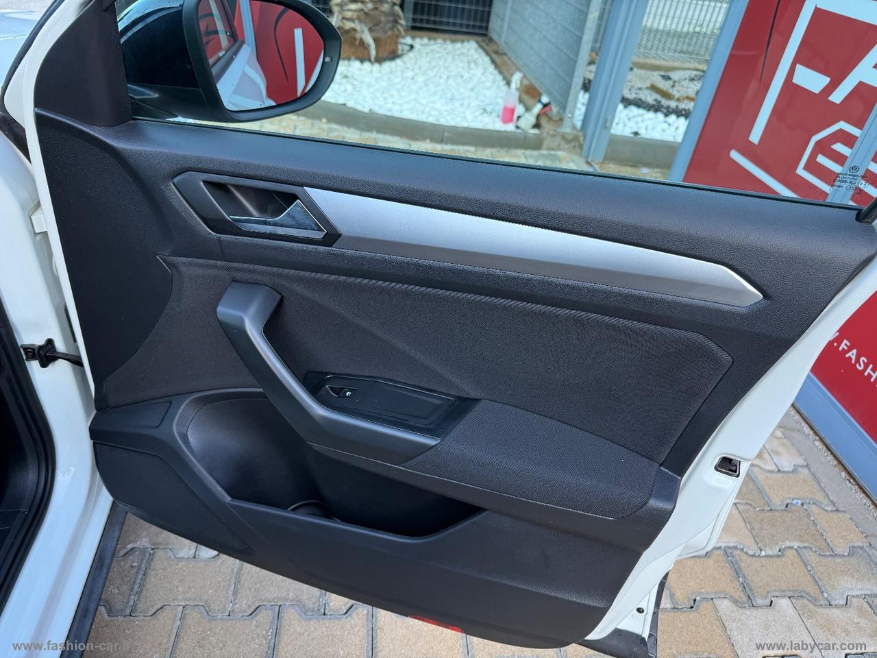 VOLKSWAGEN T-Roc 1.0 TSI Life