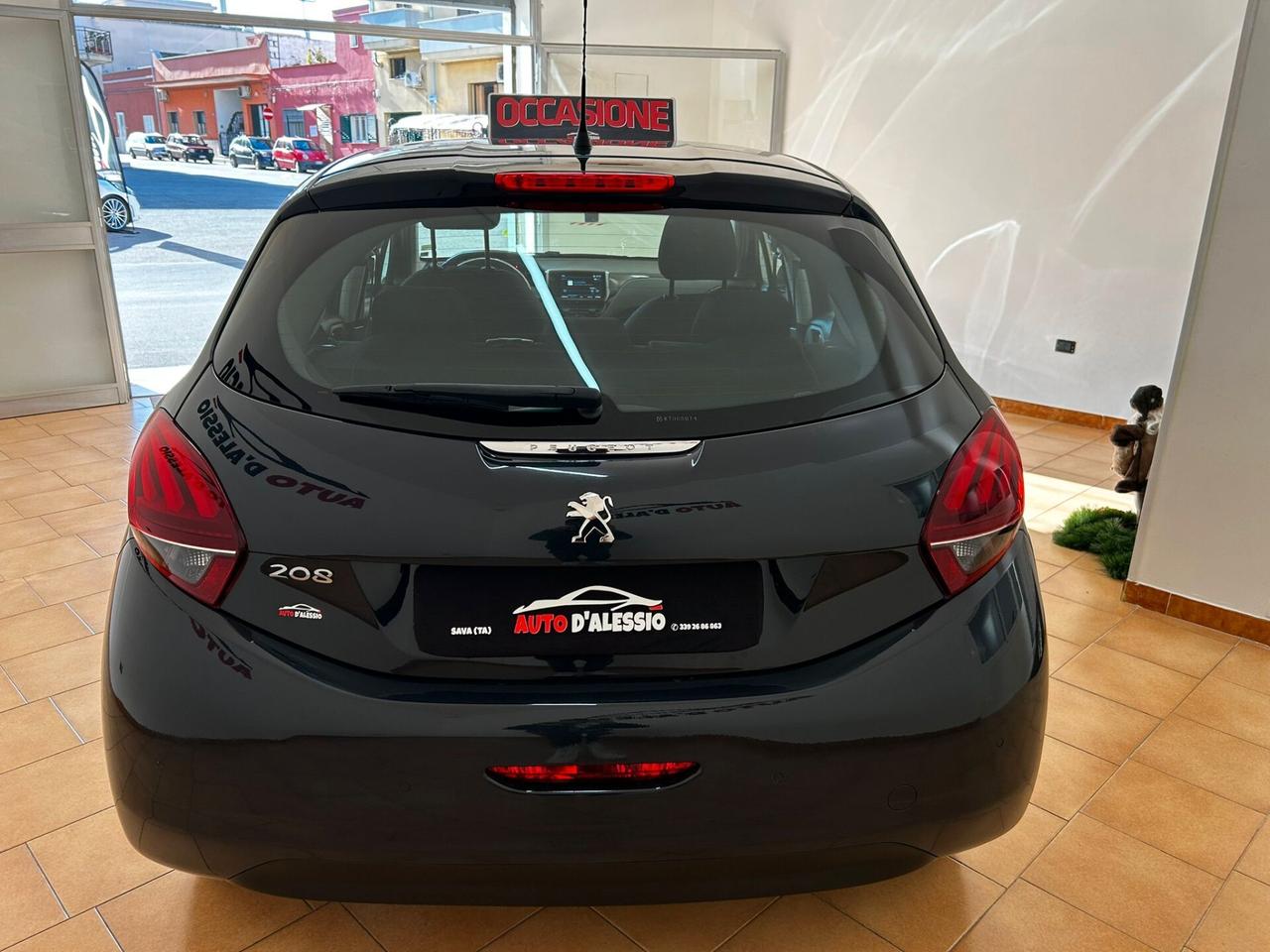 Peugeot 208 PureTech 82 Stop&Start 5 porte Signature