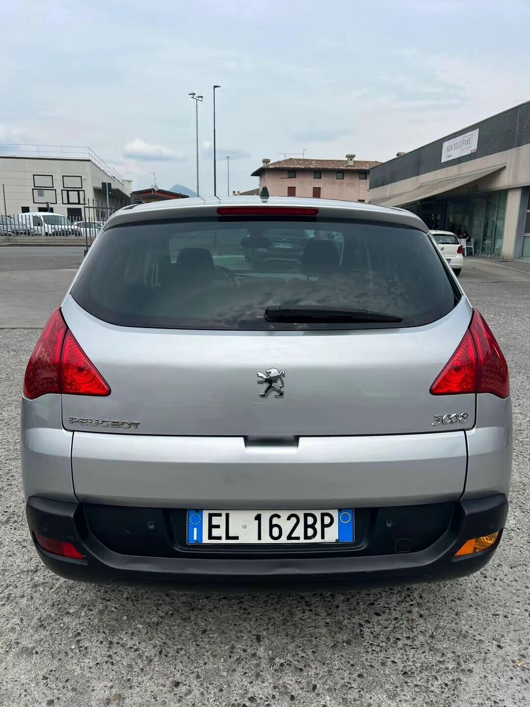 Peugeot 3008 2.0 HDi 163CV aut. Business