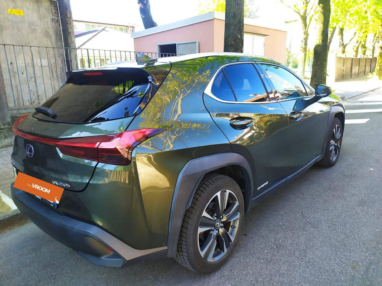 Lexus UX UX Hybrid Executive