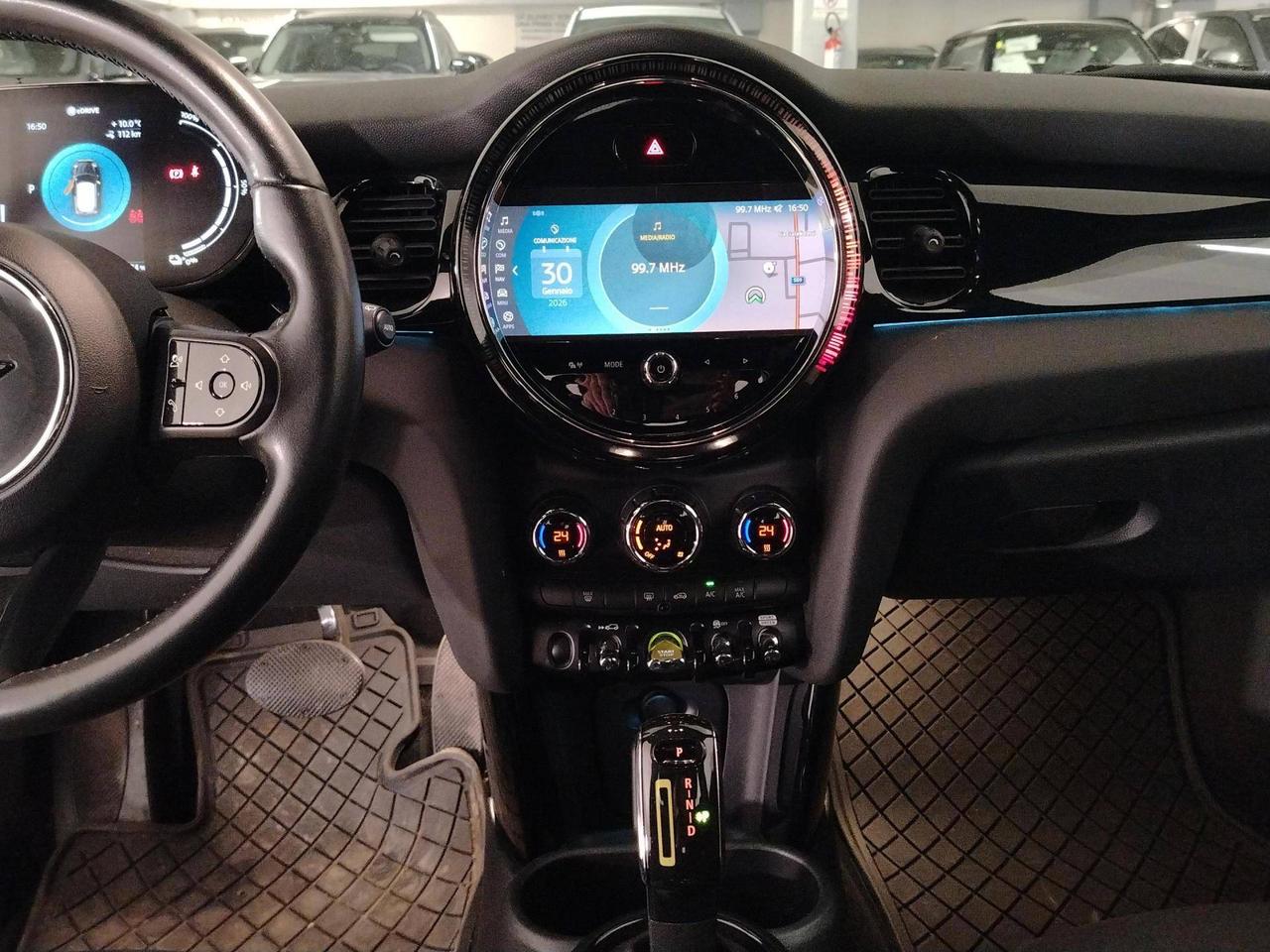 MINI Mini Cooper SE Classic