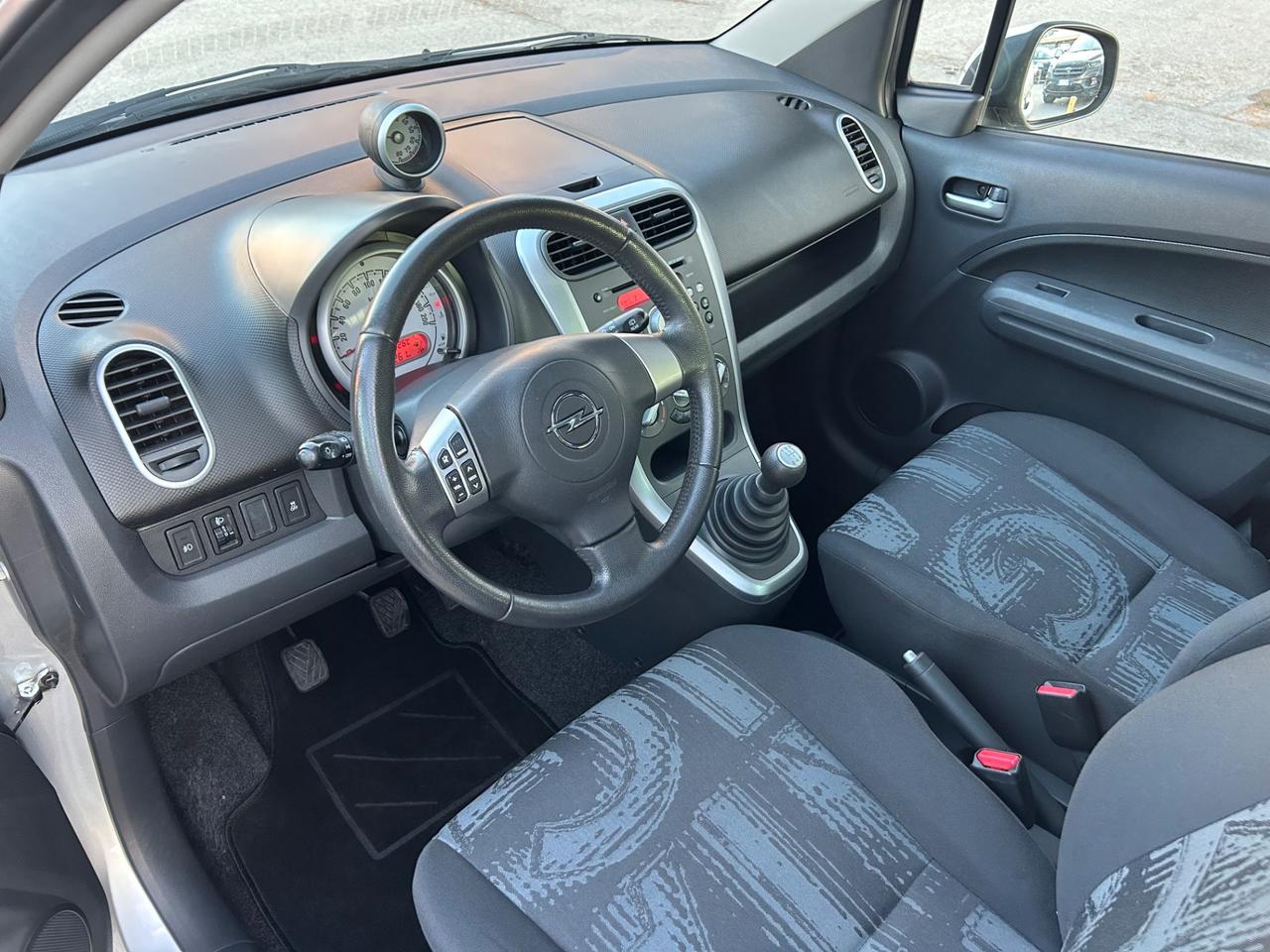 Opel Agila 1.2 benzina 94 cavalli 2014