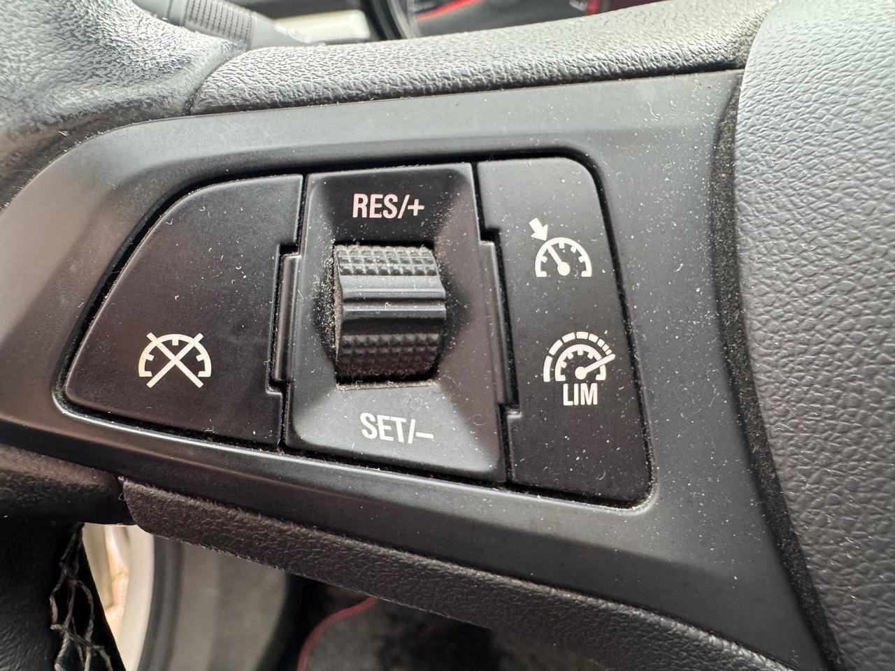 Opel Corsa Cosmo 1.2 #9269