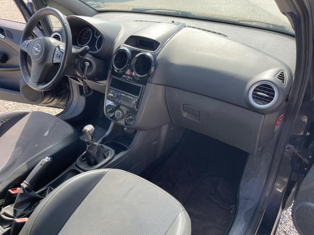 Opel Corsa 1.2 5 porte Easytronic Club