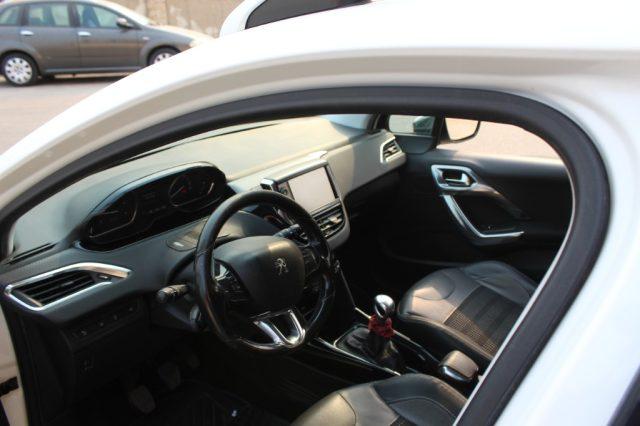 PEUGEOT 2008 1° serie 1.6 e-HDi 115 CV Stop&Start Allure