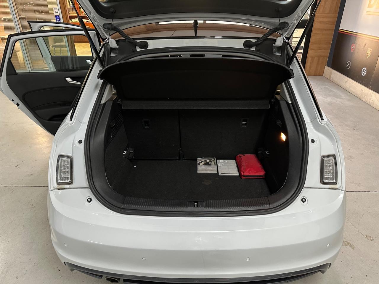 Audi A1 SPB 1.6 TDI S line edition