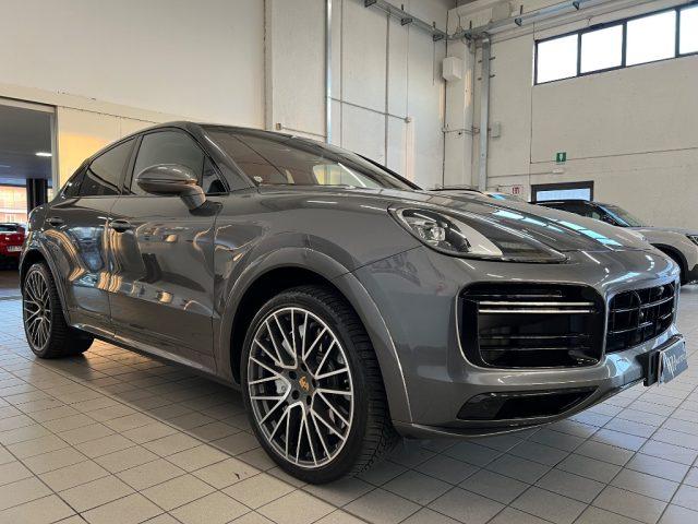 PORSCHE Cayenne Coupé 4.0 V8 Turbo //BOSE/SPORT CHRONO//22//