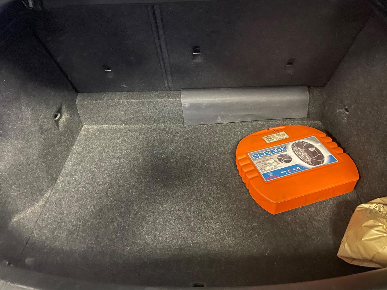 Volvo V40 D2 1.6 Momentum - Nessun vincolo -