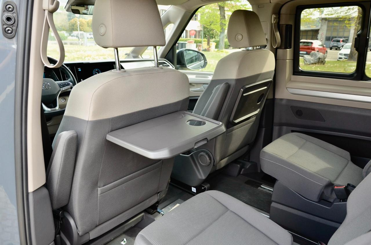 VOLKSWAGEN MULTIVAN T7 LIFE 1.4 PHEV 150cv DSG, UNICOPROPRIETARIO, SERVICE VW, EURO 6E, IVA ESPOSTA, FARI FULL LED, PERMUTE