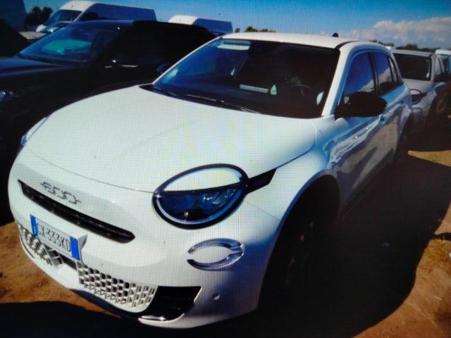 FIAT 600 Hybrid 100 CV DCT MHEV La Prima
