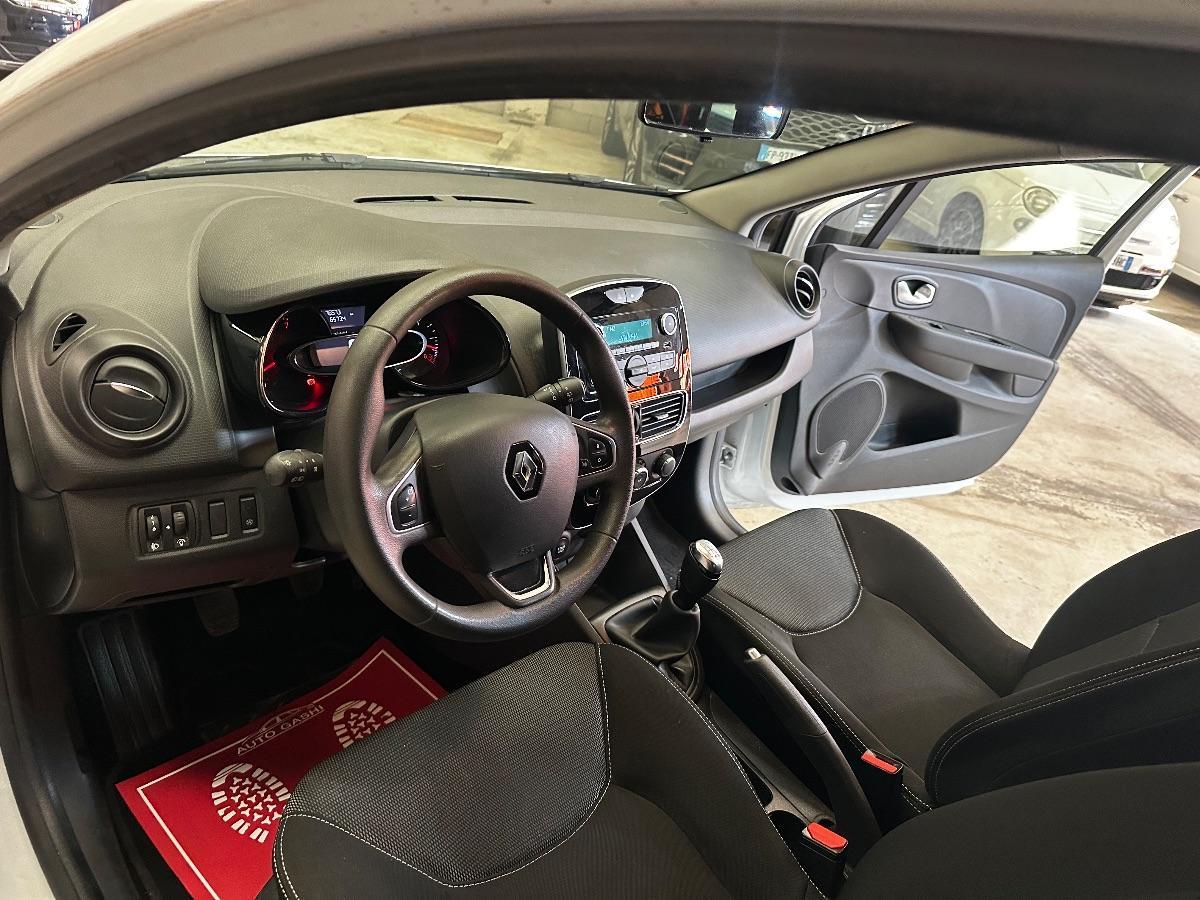 RENAULT Clio TCe 12V 75 CV 5P Van Energy (56 kw)
