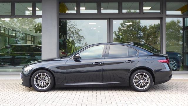 ALFA ROMEO Giulia 2.2 Turbodiesel 136 CV AT8 Business