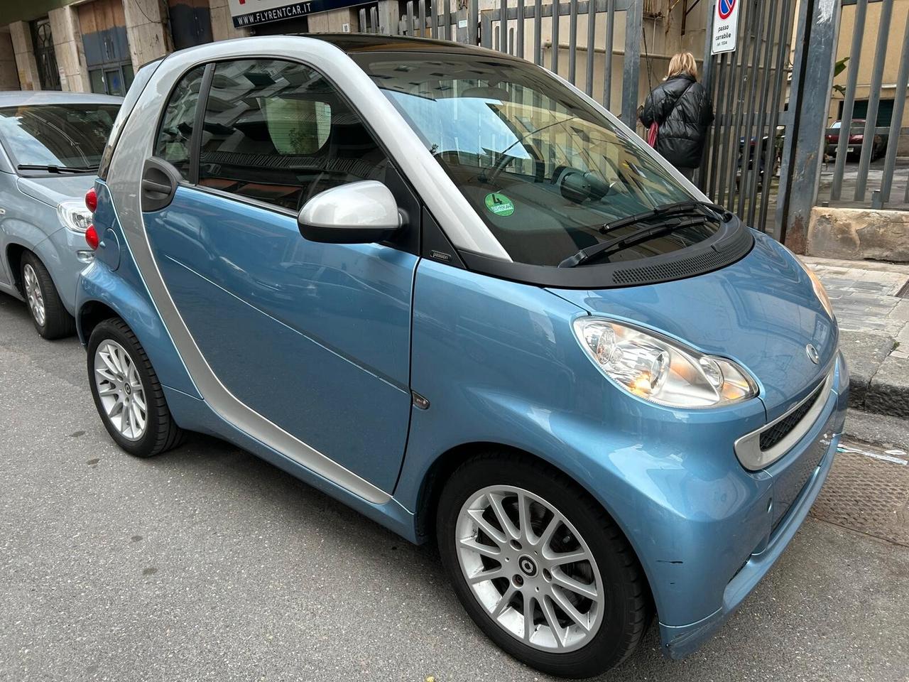 Smart ForTwo 1000 52 kW MHD coupé passion