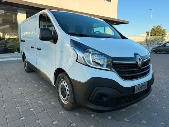 Renault Trafic 2.0 dCi 120 cv P.c T.n Ice 2022