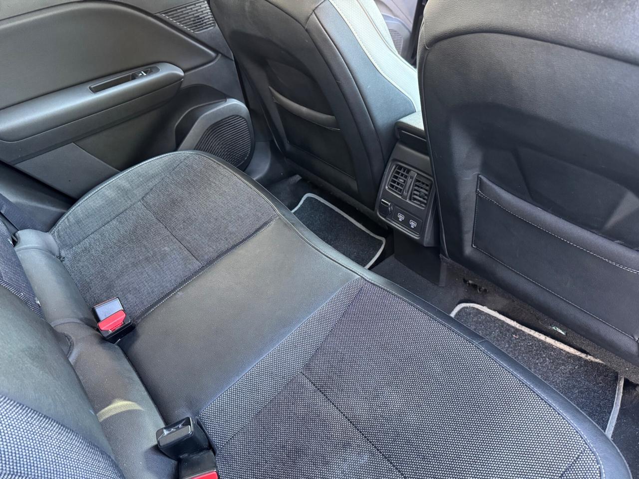 Renault Captur TCe 100 CV Intens