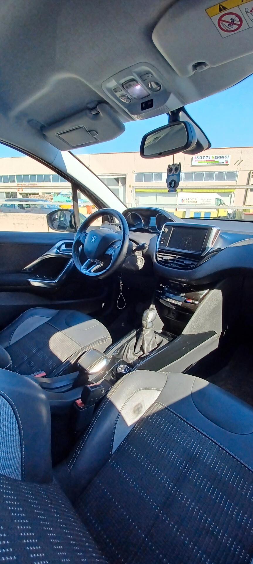 Peugeot 2008 BlueHDi 120 S&S Allure