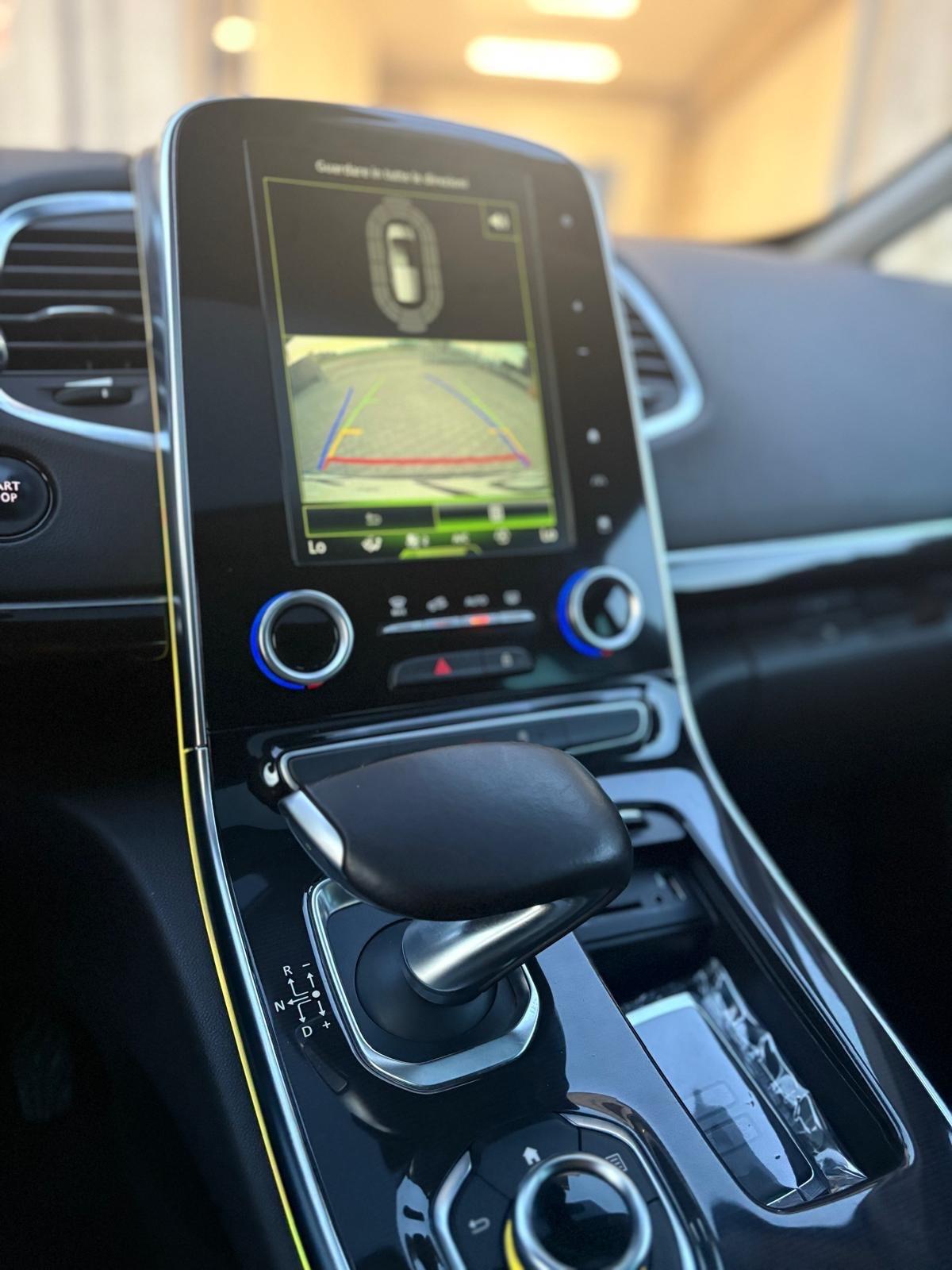 Renault Espace dCi 160CV EDC Energy Intens