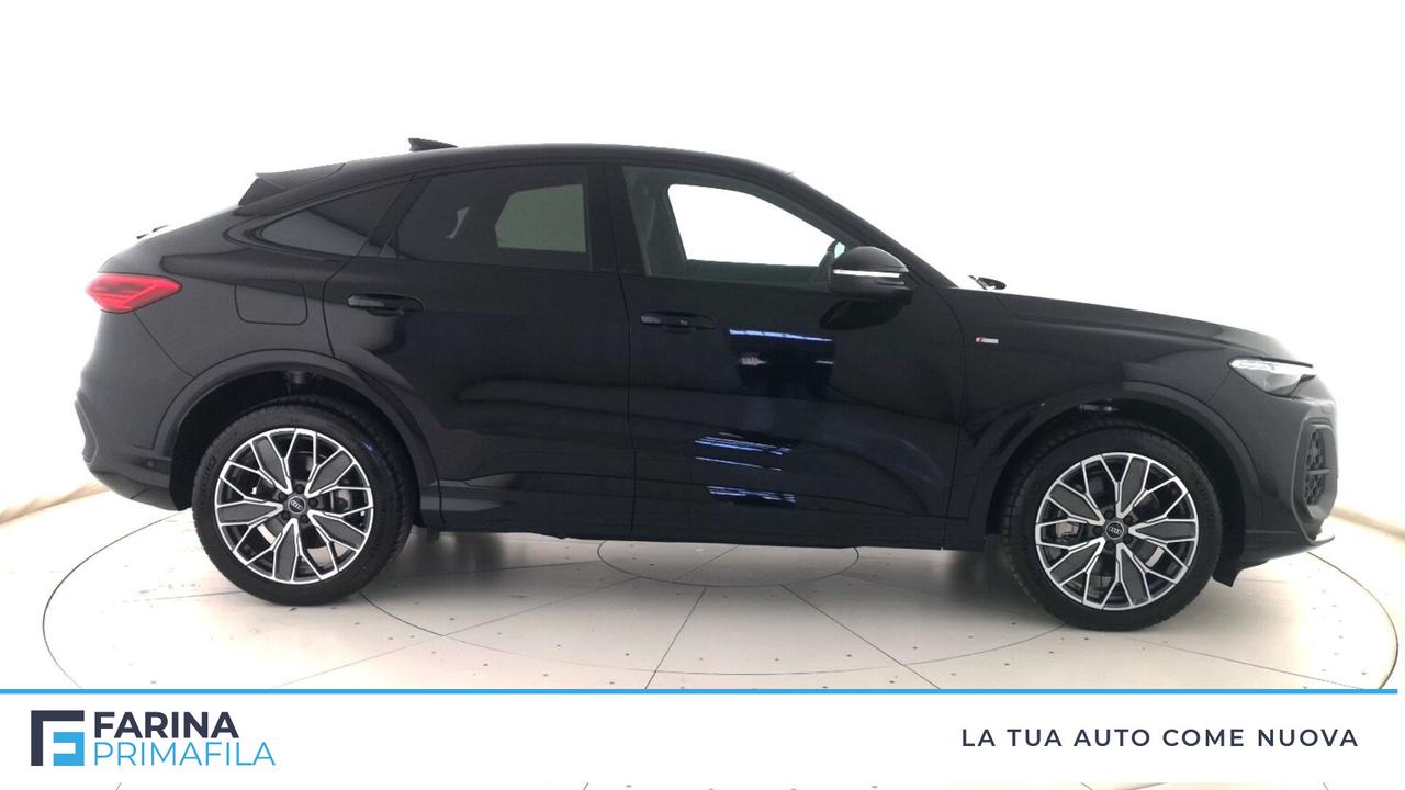 AUDI Q5 Sportback 2021 - Q5 Sportback 40 2.0 tdi mhev 12V S line quattro s-tronic