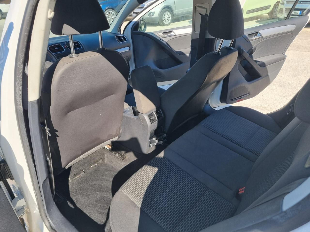 Volkswagen Golf 1.6 TDI DPF 5p. Highline