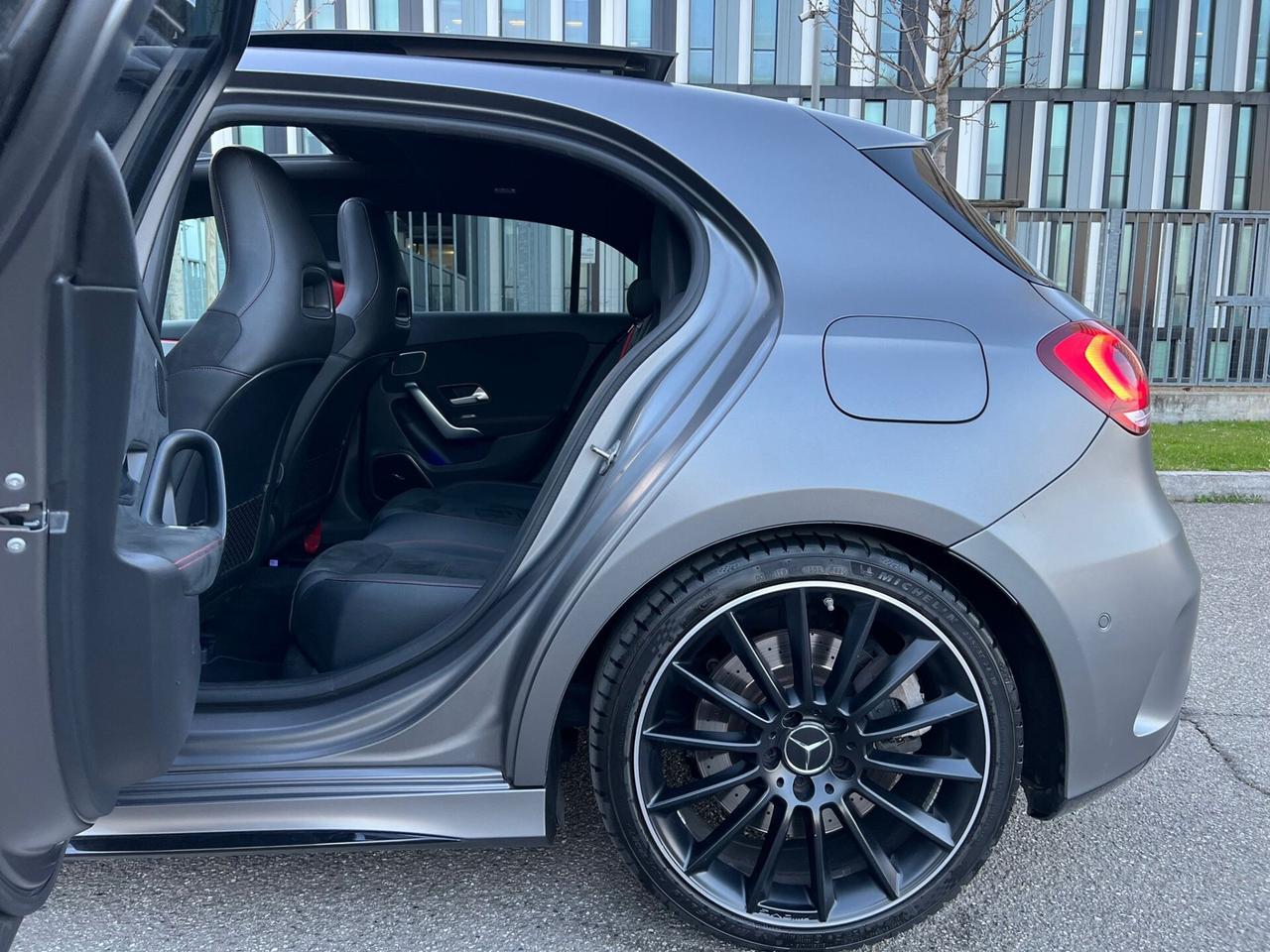 Mercedes-benz A 45 AMG A 35 AMG 4Matic
