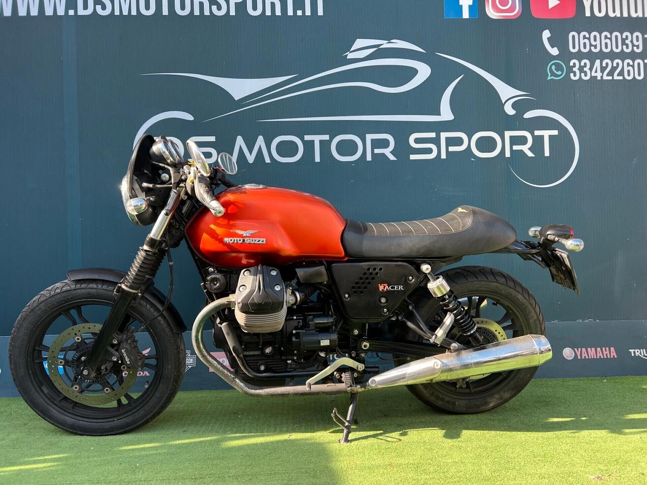 Moto Guzzi V7 RACER ABS