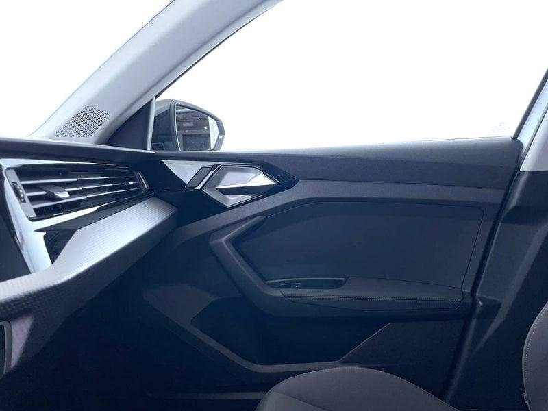 Audi A1 TFSI S Tronic Identity Contrast