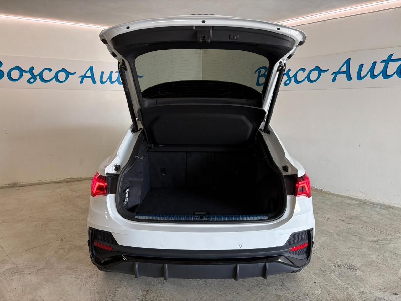 Audi Q3 Sportback 35 2.0 tdi S line edition s-tronic