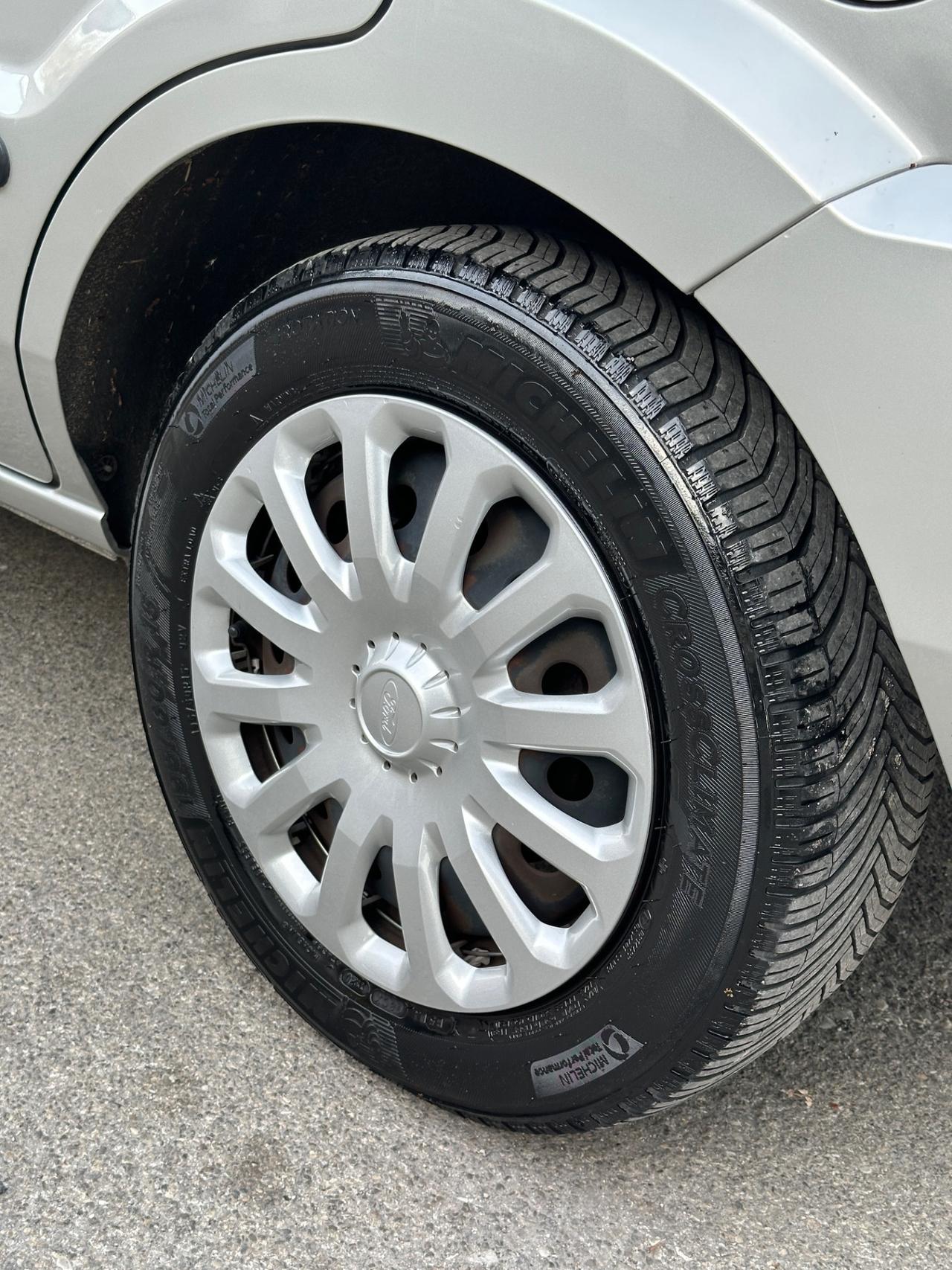 Ford Fusion 1.4 16V 5p. Leather