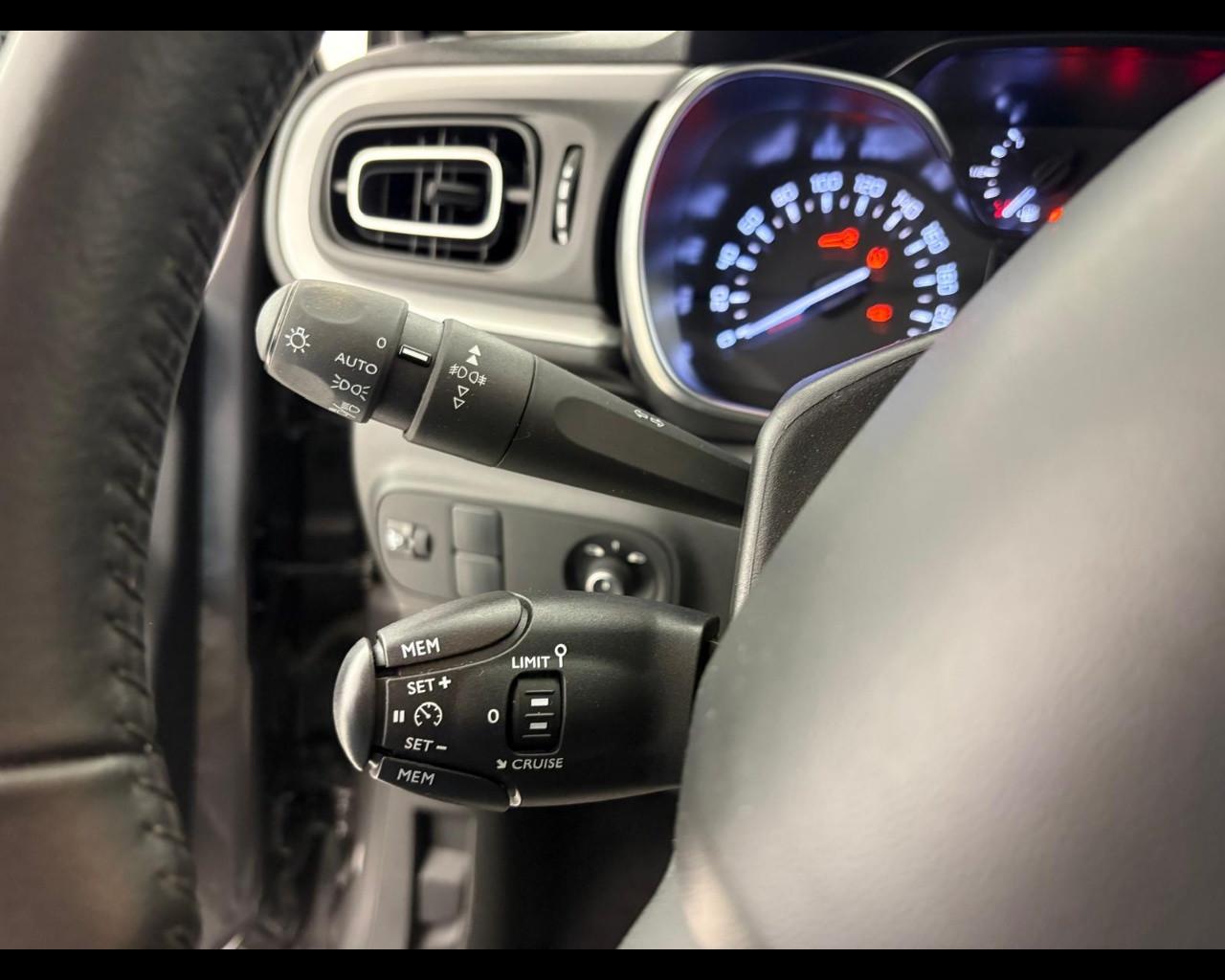 CITROEN C3 1.2 puretech Shine s&s 83cv