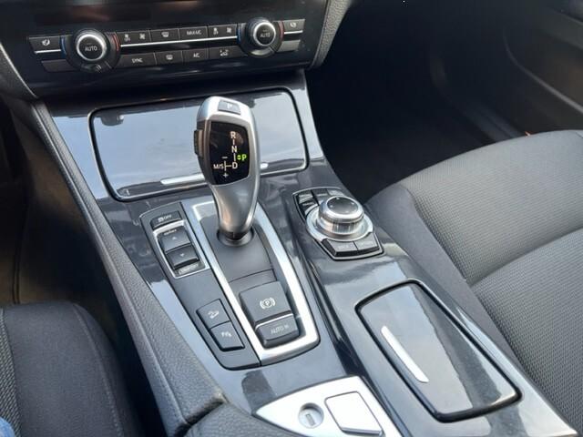 BMW Serie 5 525d xDrive Touring del 2015, con 218 cavalli