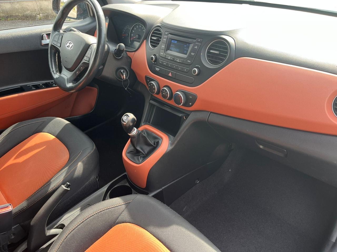 Hyundai I 10 1.0 BENZ SERIE SPECIALE WORL FIFA CUP