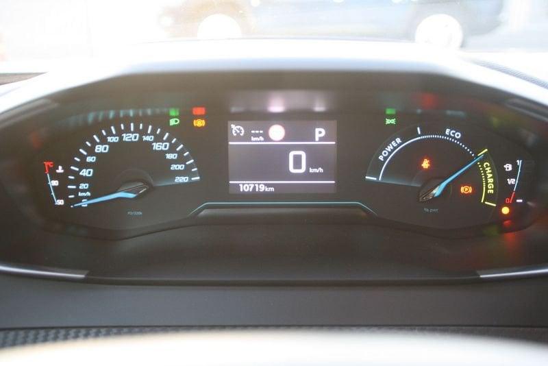 Peugeot 2008 2008 Hybrid 136 e-DCS6 Style