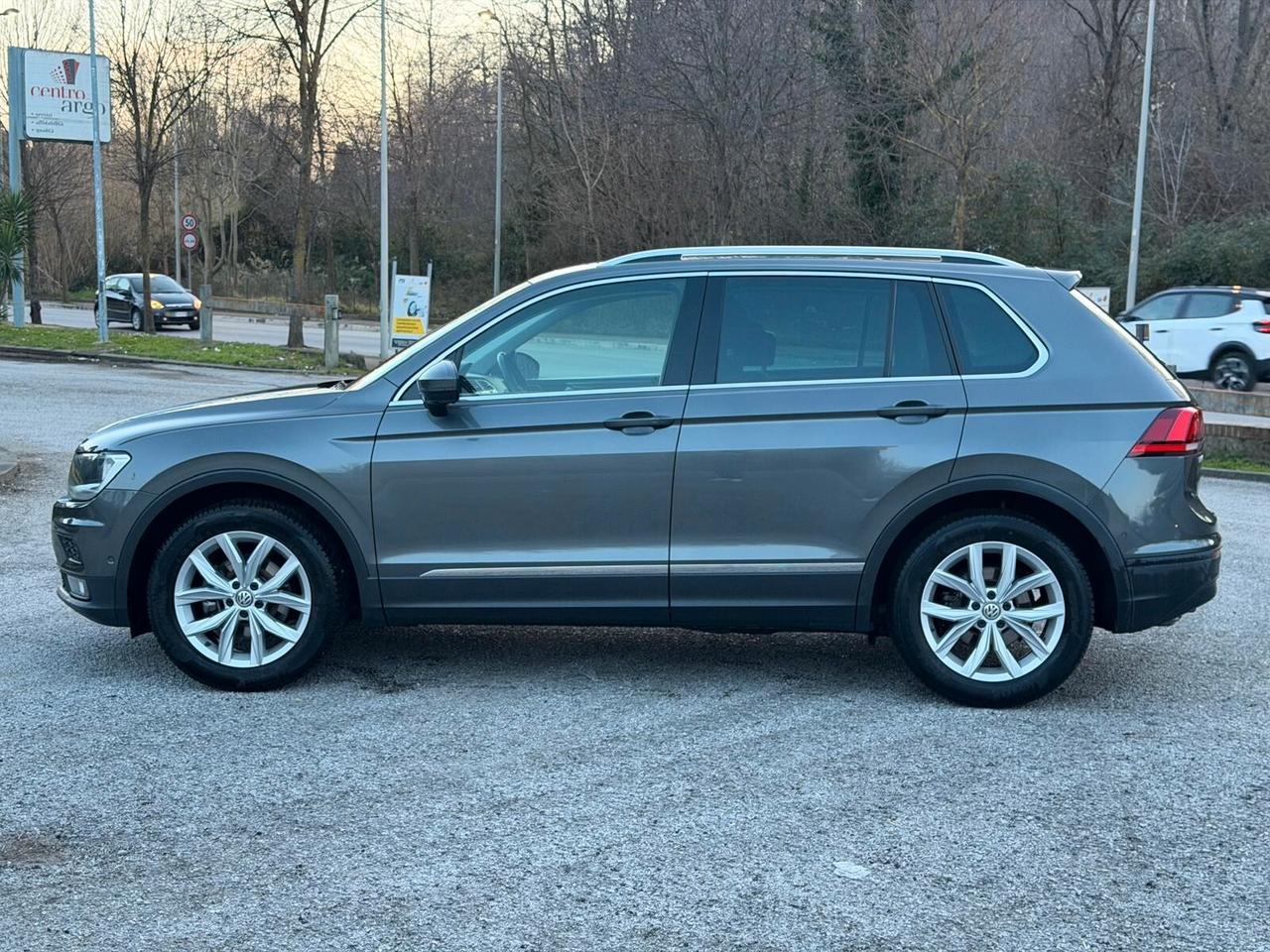 Volkswagen Tiguan 2.0 TDI SCR DSG Business BlueMotion Technology