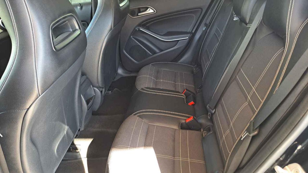 Mercedes-benz GLA 200 d Automatic 4Matic Premium