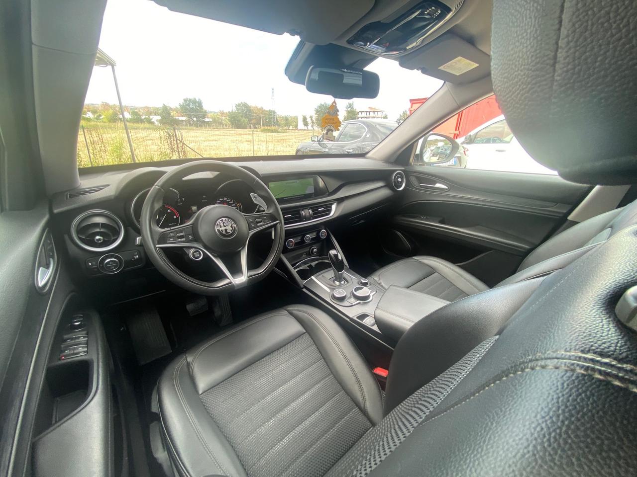 Alfa Romeo Stelvio 2.2 Turbodiesel 180 CV AT8 RWD Executive