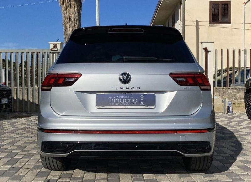 Volkswagen Tiguan R-LINE 2.0 TDI SCR 110 KW (150 CV) DSG