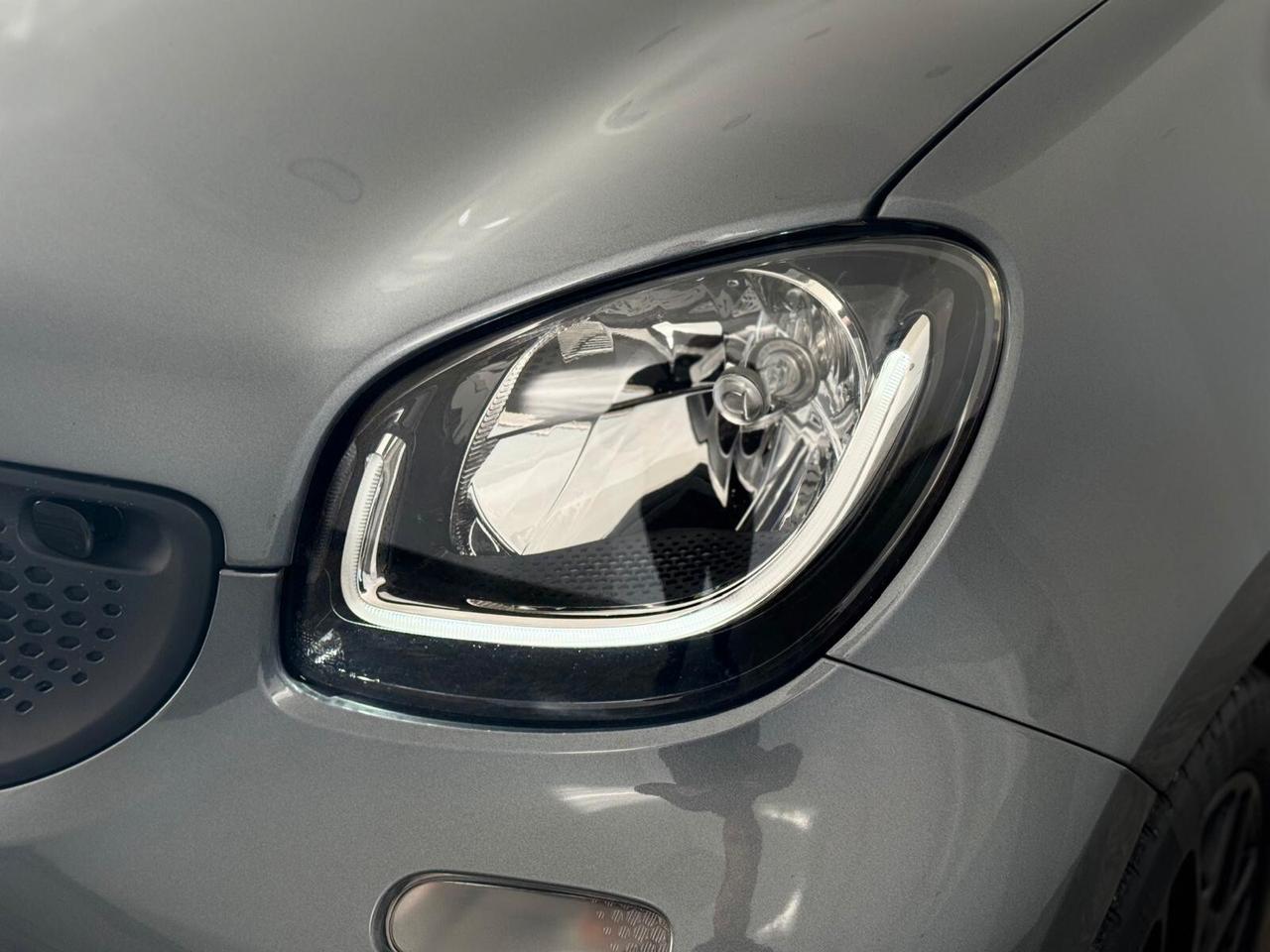 Smart ForFour 90 0.9 Turbo allestimento BRABUS