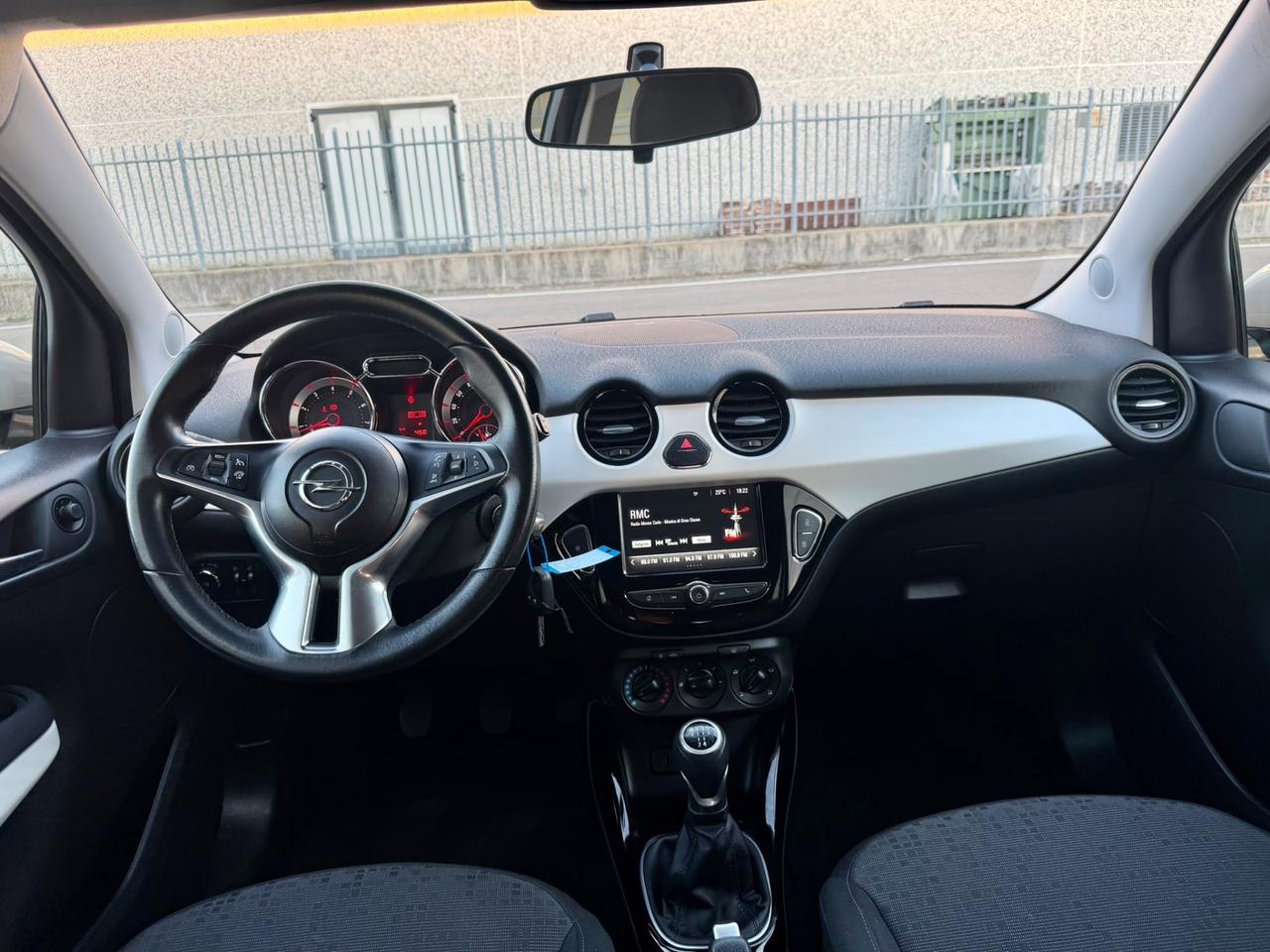 Opel Adam 1.2benz 2016 80.000km Euro6 per neopatentati