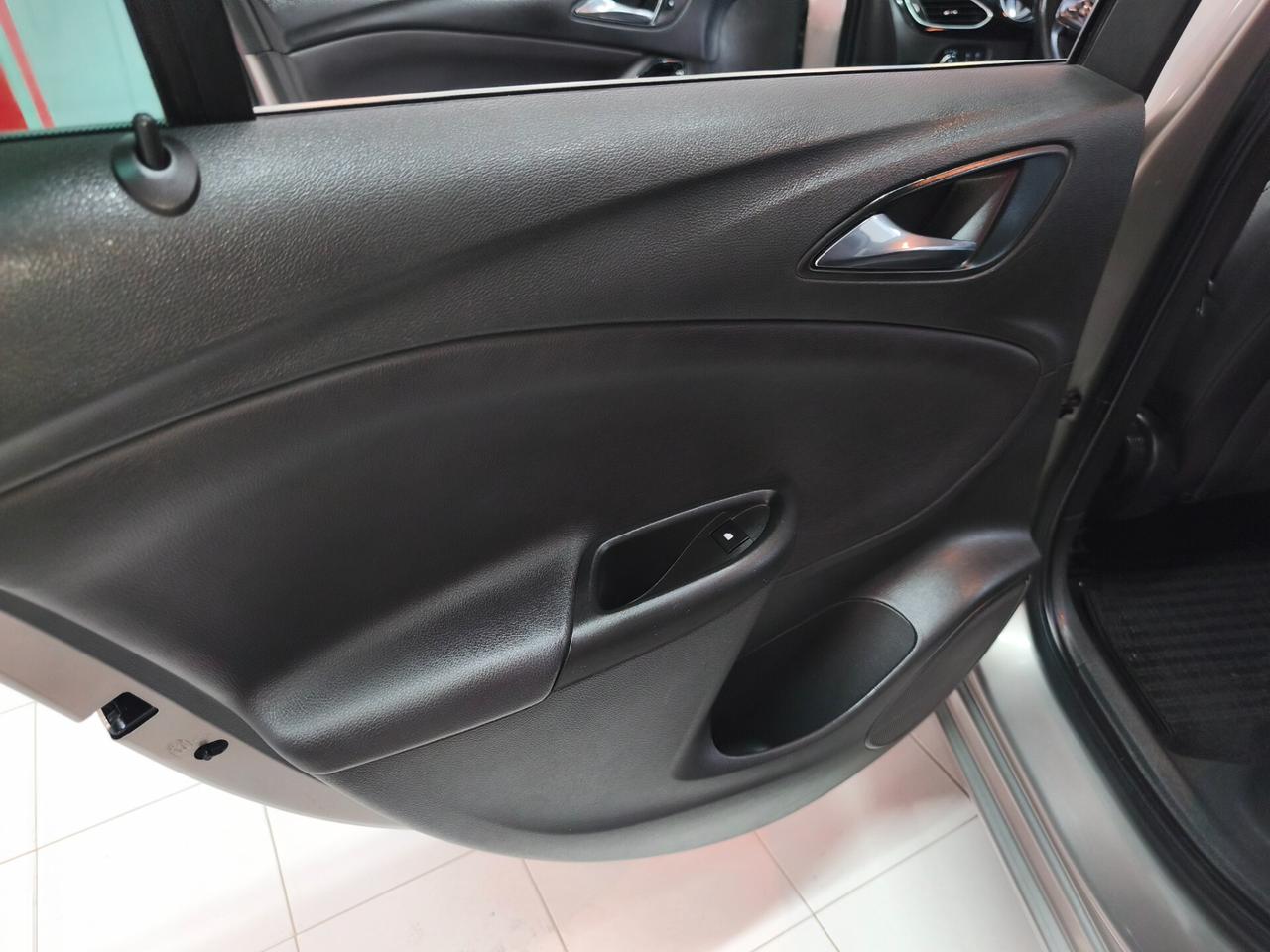 Opel Astra 1.6 CDTi 110CV Start&Stop Sports Tourer Elective
