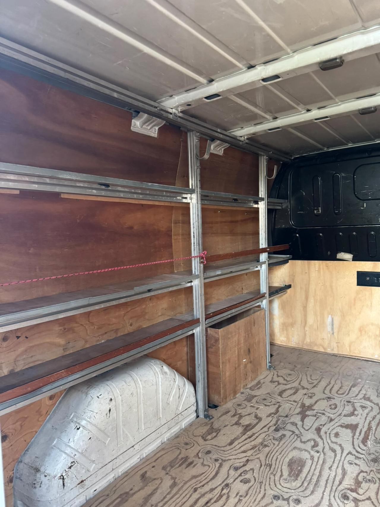 Ford Transit Furgone passo corto/tetto basso