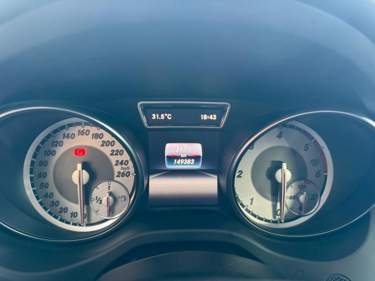 Mercedes-benz GLA 180 d Business