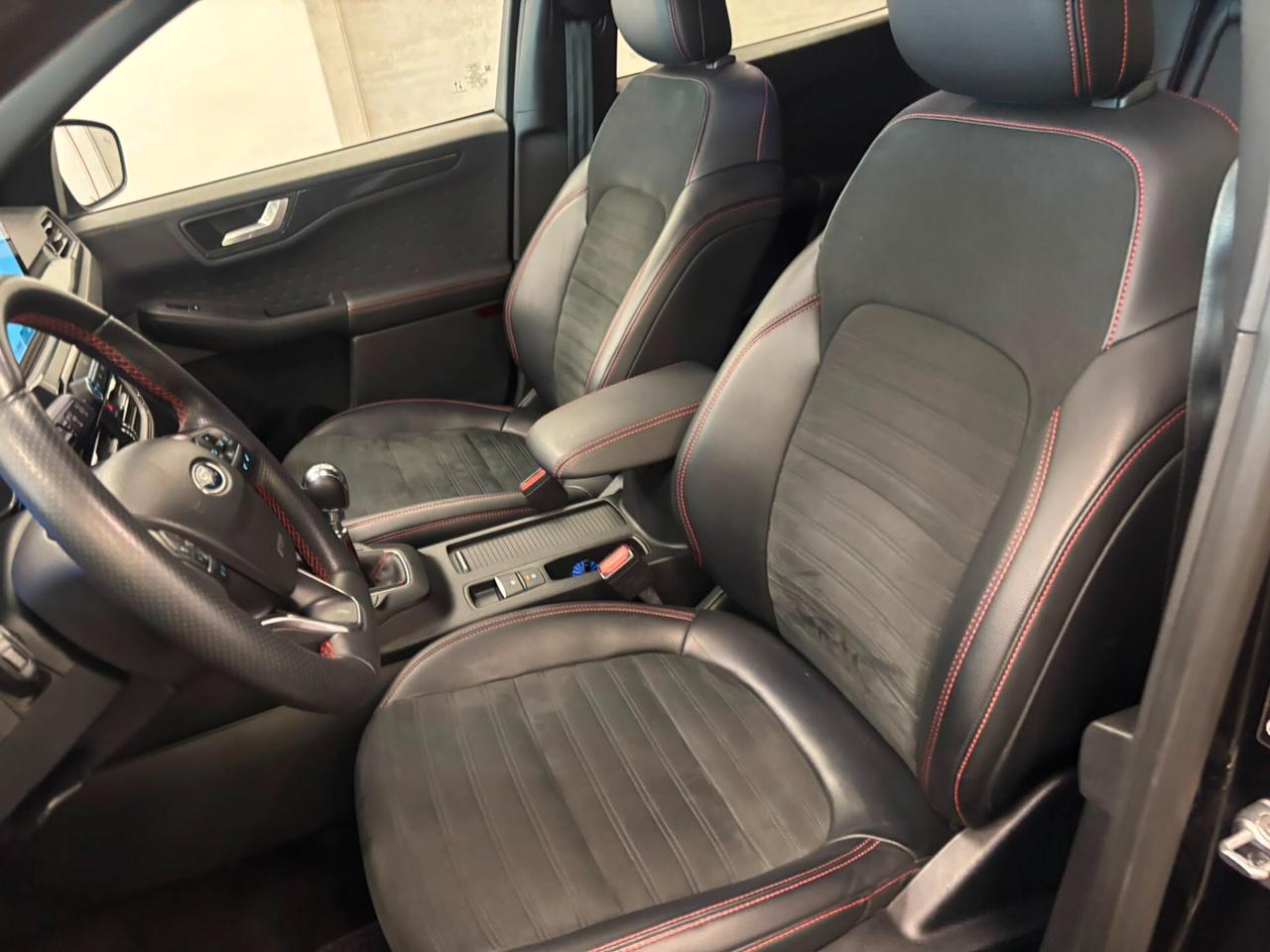 Ford Kuga ST LINE
