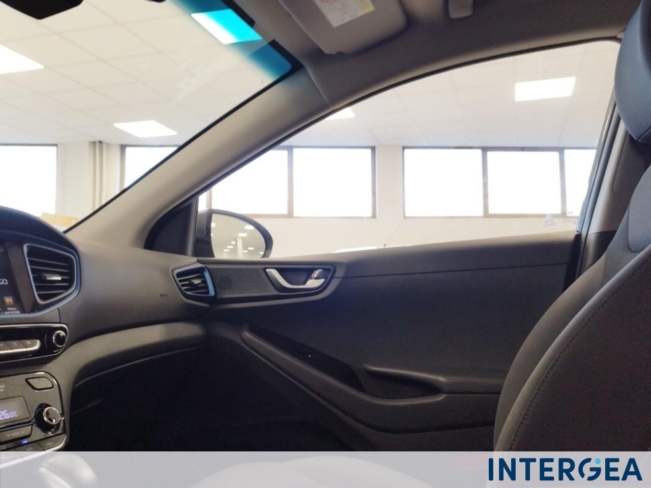 HYUNDAI Ioniq 1.6 hybrid Style 6dct my19