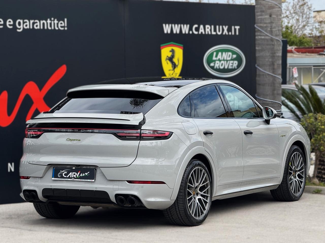 Porsche Cayenne Coupe 3.0 E-Hybrid Platinum Edition