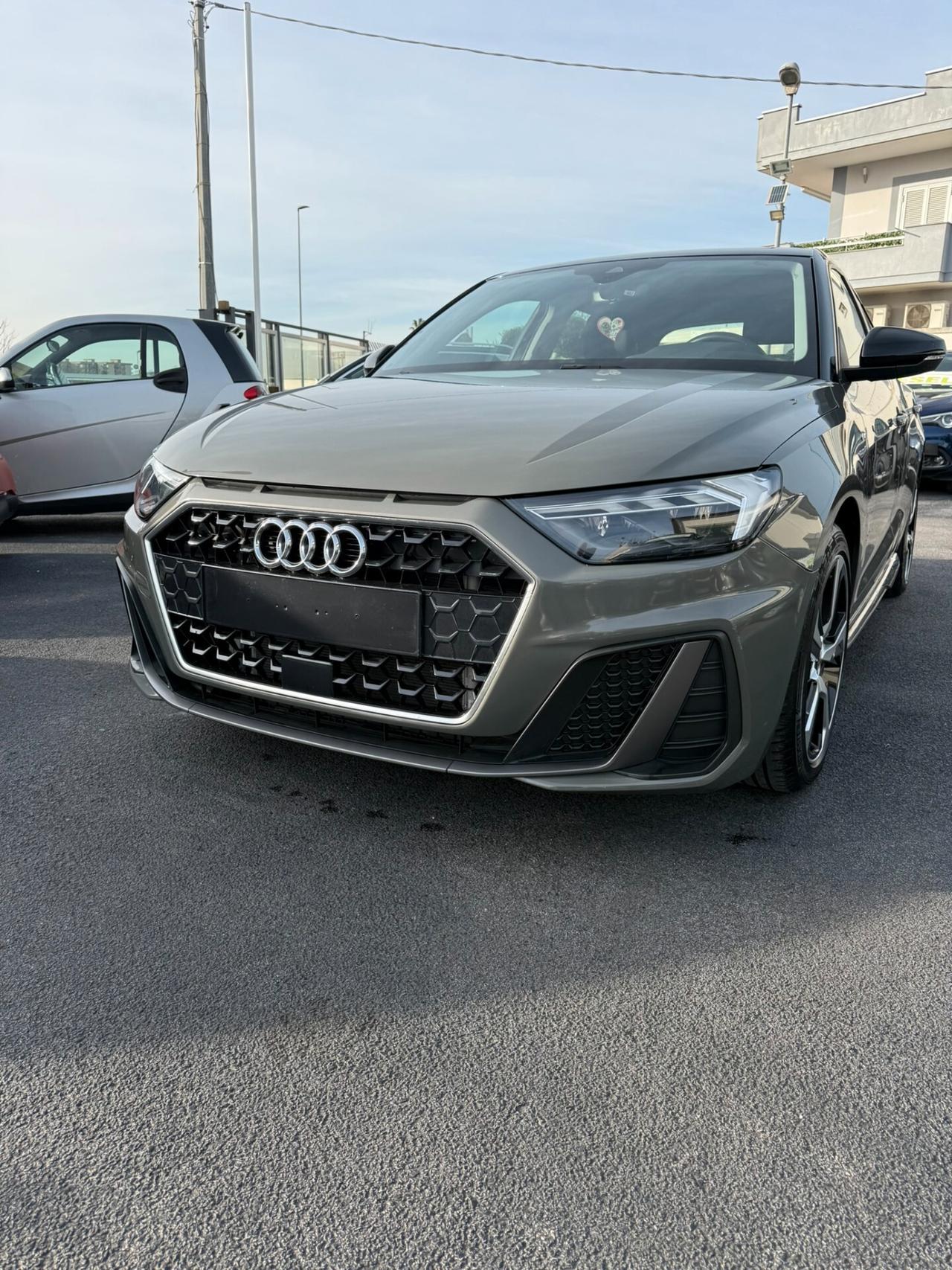 Audi A1 SPB 30 TFSI S line edition 02/2025